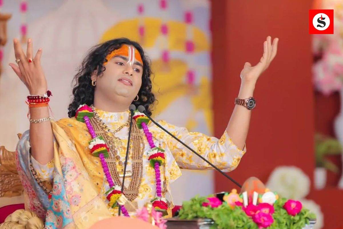 Aniruddhacharya Controversial Statement: 25 की उम्र में लड़कियां 4 जगह मुंह मार चुकी होती हैं? अनिरुद्धाचार्य की जुबान फिसली या सोच पुरानी?